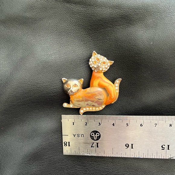 Vintage double cat brooch - Picture 2 of 3
